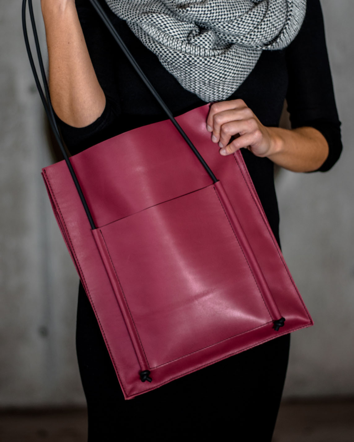 Casual purple elegance, real leather, made to stand out MAKOSHA Bags