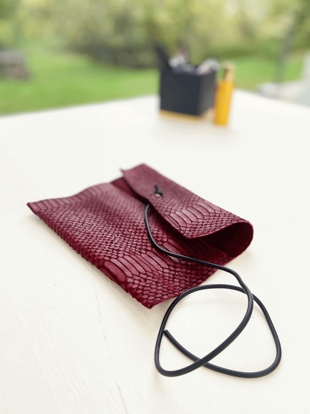 Makeup bag made from real leather and natural rubber - Image 4