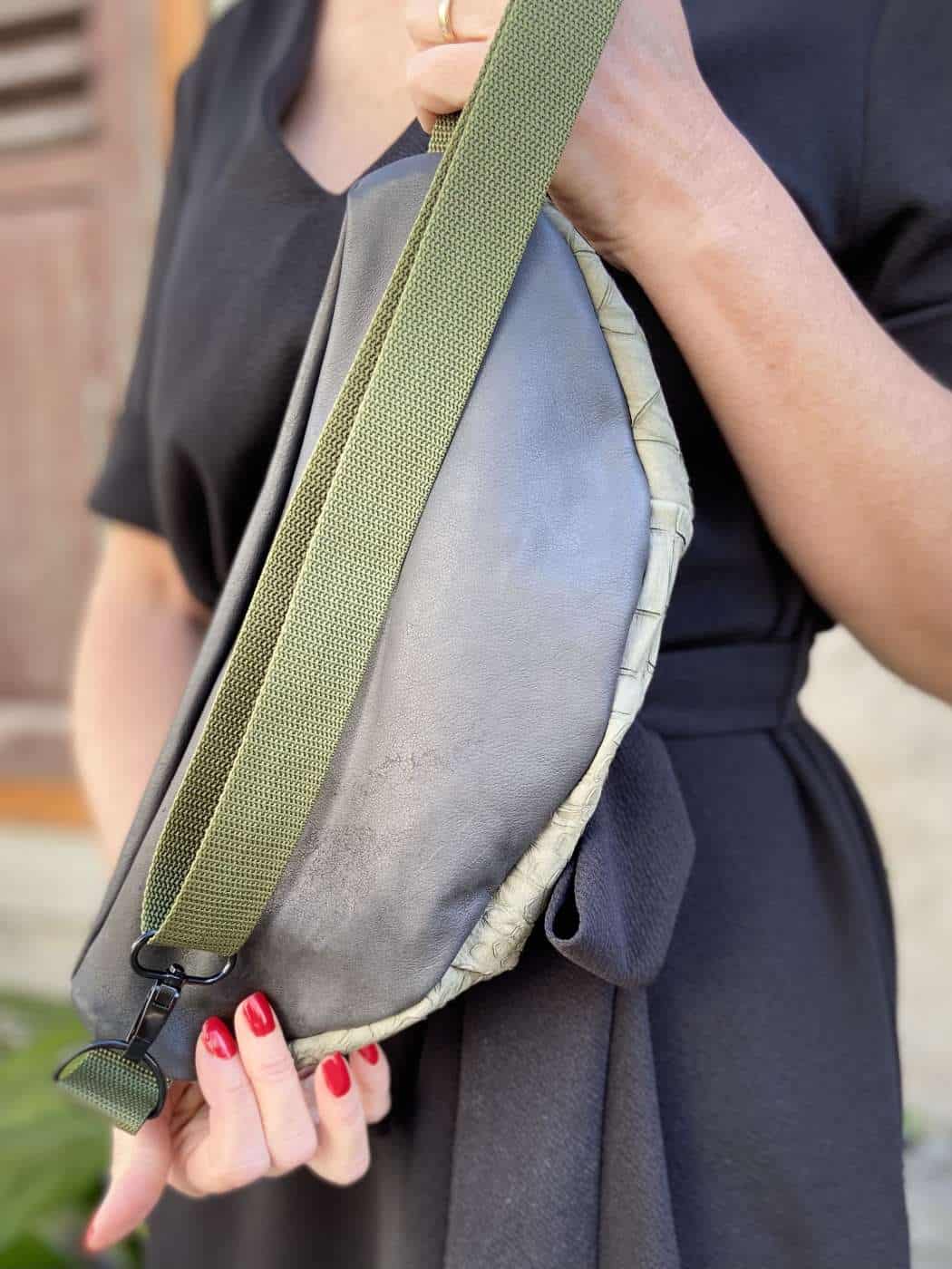 Unique handmade leather belt bag – made to stand out - Image 7