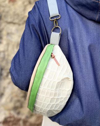 Unique handmade leather belt bag – made to stand out